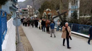 ΕΑΑΣ ΞΑΝΘΗΣ: Περιφορά Επιταφίου στον Ι.Ν. Αγ. Γεωργίου Εχίνου Ξάνθης